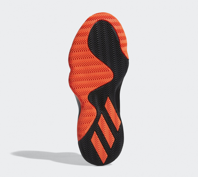 adidas DON Issue 1 ‘Solar Red’ в солнечно-красном цвете