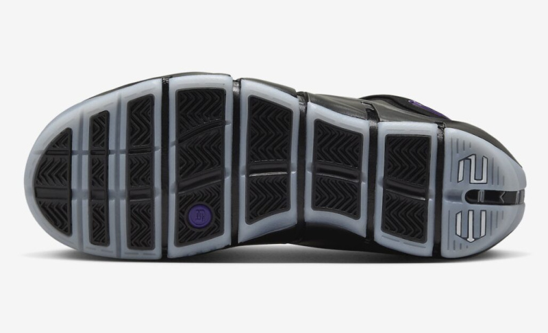 Официальные фото Nike LeBron 4 «Eggplant»