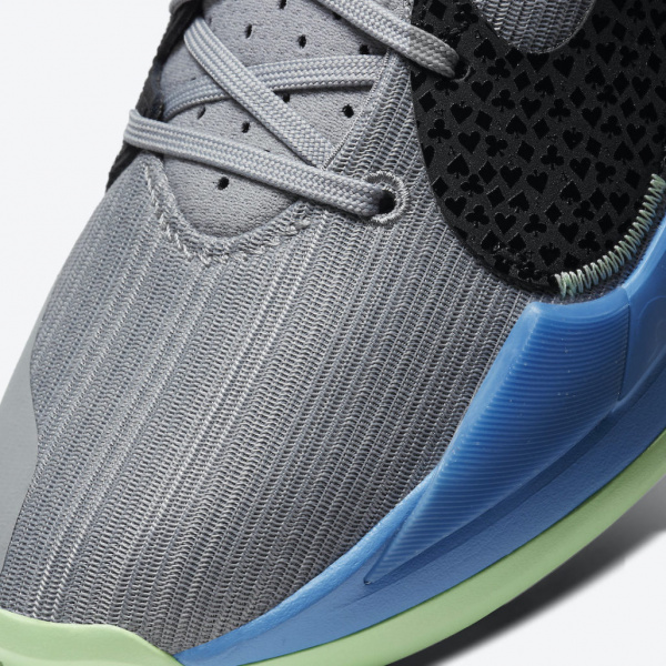 Nike Zoom Freak 2 пополнятся расцветкой «Particle Grey»