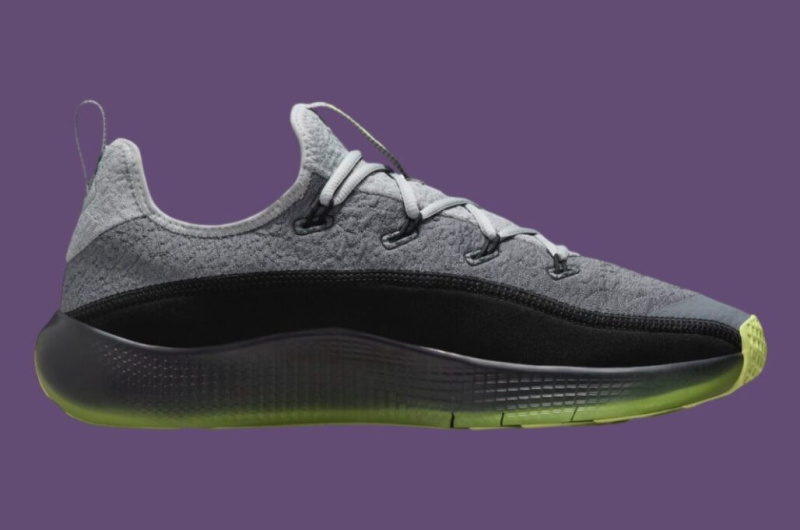 Nike LeBron TR 1 вышли в расцветке «Smoke Grey/Volt»