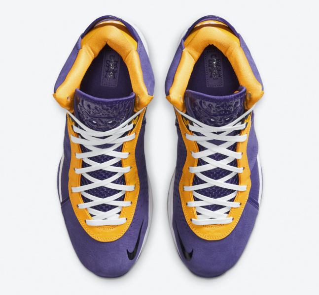 Официальные фото Nike LeBron 8 «Lakers»