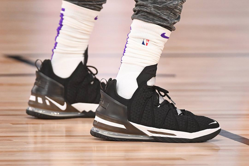 Первое знакомство с новыми баскетбольными кроссовками ЛеБрона Джеймса Nike LeBron 18