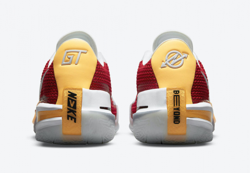 Nike представили новые баскетбольные кроссовки Zoom GT Cut