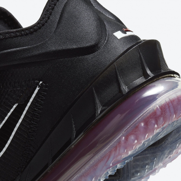 Nike LeBron 18 Low выйдут в классической расцветке «Bred»