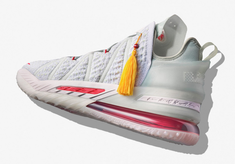 Nike официально анонсировали LeBron 18