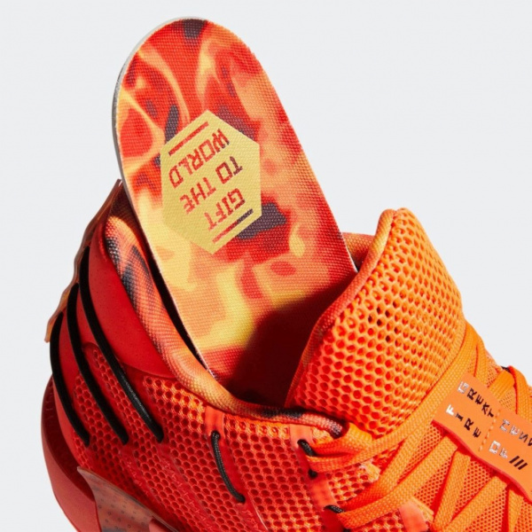 adidas Dame 7 получили огненную расцветку «Fire Inside»