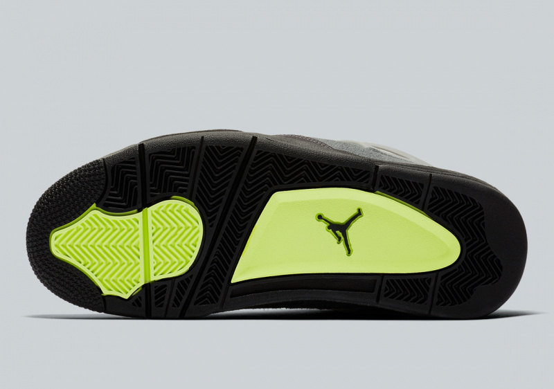 Официальные фото Air Jordan 4 Retro 'Neon'