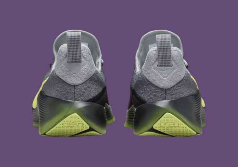 Nike LeBron TR 1 вышли в расцветке «Smoke Grey/Volt»