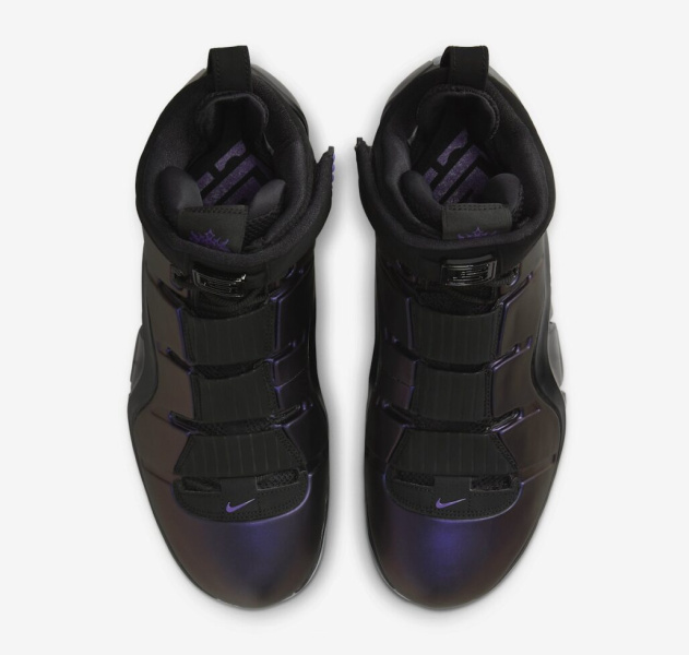 Официальные фото Nike LeBron 4 «Eggplant»