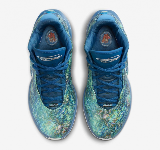 Официальные фото Nike LeBron 21 «Abalone»